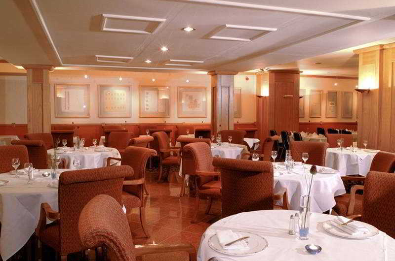 West By Compass Hospitality Отель 3*